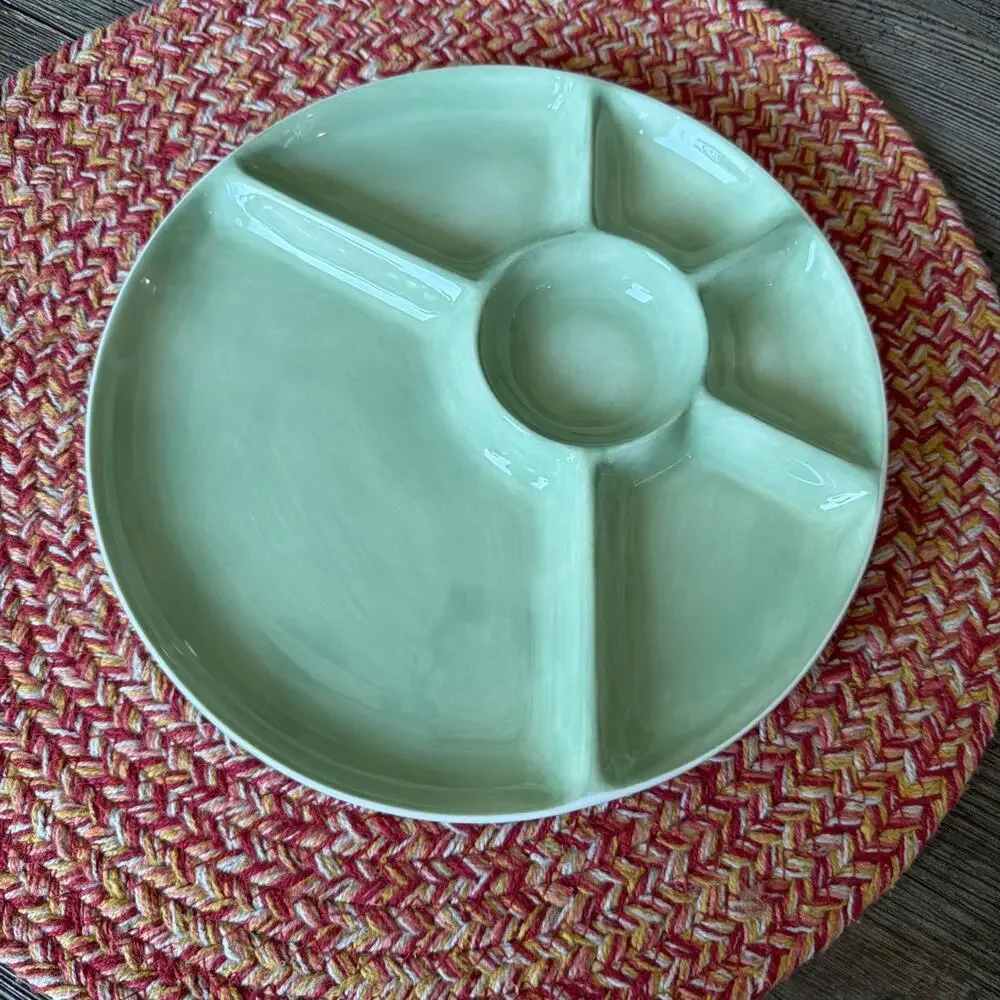 Williams Sonoma Jasmine Divided Luncheon Appetizer Snack Plate set of 6 green